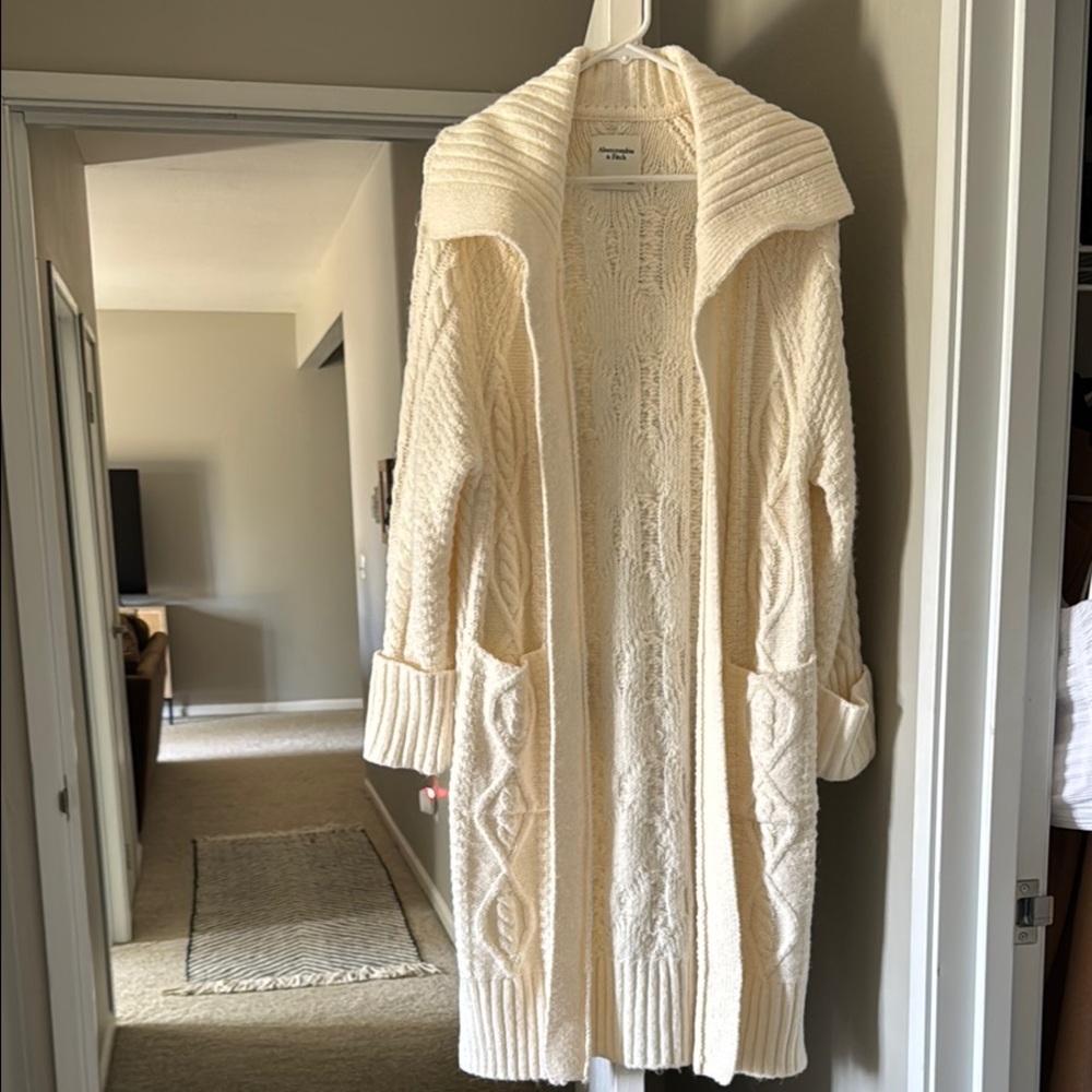 Cozy Cream Cable Knit Sweater